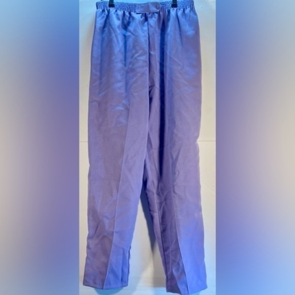 NWT CLASSIC ESSENTIAL BLUE SIZE 32 PLANTS